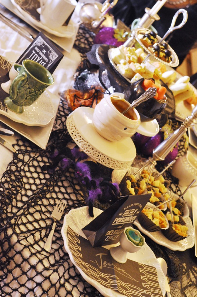 witches tea table